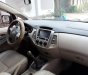 Toyota Innova E 2014 - Nhà cần bán Toyota Innova E 2014 số sàn màu bạc