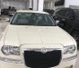 Chrysler 300 2010 - Bán ô tô Chrysler 300 2010, màu trắng, xe nhập, giá tốt