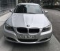 BMW 3 Series 320i 2010 - Bán ô tô BMW 3 Series đời 2010, chính chủ, bảo trì bảo dưỡng chính hãng, màu bạc, nhập khẩu 