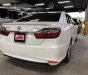 Toyota Camry 2.5Q 2016 - Camry 2.5Q 2016 màu trắng, giá còn thương lượng nhé, LH em Mỵ 0907969685 nhận ngay ưu đãi
