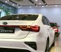 Kia Cerato 2019 - Cần bán xe Kia Cerato sản xuất 2019, màu trắng, giá 615tr