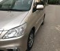 Toyota Innova V 2015 - Bán Toyota Innova V 2015 số tự động, màu vàng cát, xe đi giữ gìn cẩn thận