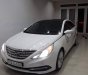 Hyundai Sonata Y20 Royal 2011 - Bán xe Hyundai Sonata Y20 Royal đời 2011, màu trắng, nhập khẩu