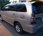 Toyota Innova E 2014 - Bán Toyota Innova E cuối 2014 số sàn, màu bạc, chính chủ