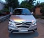 Toyota Innova E 2014 - Bán Toyota Innova E cuối 2014 số sàn, màu bạc, chính chủ