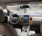 Toyota Innova V 2011 - Bán Toyota Innova V 2011, màu bạc, giá tốt