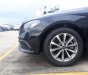 Mercedes-Benz E class 2019 - Bán Mercedes-Benz E200 2019, đi 20 km, tiết kiệm 250 triệu