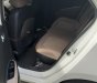 Hyundai i10 2017 - Cần bán gấp Hyundai i10 số sàn đời 2017, màu trắng, chính chủ, giá 337tr