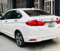 Honda City 1.5AT 2017 - Cần bán gấp Honda City 1.5AT sản xuất 2017, màu trắng, giá tốt