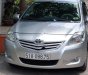 Toyota Vios 2011 - Cần bán xe Toyota Vios đời 2011, màu bạc xe gia đình