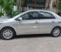 Toyota Vios 2011 - Cần bán xe Toyota Vios đời 2011, màu bạc xe gia đình