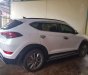 Hyundai Tucson 2018 - Bán xe Hyundai Tucson đời 2018, màu trắng còn mới, 850tr