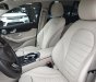 Mercedes-Benz GLC-Class GLC300 2019 - Bán ô tô Mercedes GLC300 năm sản xuất 2019, màu trắng