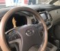 Toyota Innova 2.0E 2014 - Bán Toyota Innova 2.0E năm 2014, màu bạc, xe gia đình