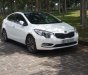 Kia K3 2016 - Bán Kia K3 đời 2016, màu trắng xe gia đình, 600tr