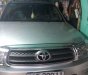 Toyota Fortuner 2010 - Cần bán lại xe Toyota Fortuner năm 2010, màu bạc xe gia đình