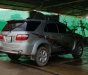 Toyota Fortuner 2009 - Cần bán gấp Toyota Fortuner năm 2009, màu bạc chính chủ, 550tr