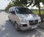 Hyundai Starex 2009 - Gia đình bán xe Hyundai Starex năm sản xuất 2009, màu bạc