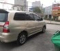 Toyota Innova 2015 - Bán Toyota Innova đời 2015, màu vàng