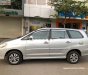 Toyota Innova 2015 - Cần bán xe Toyota Innova 2.0 E đời 2015, màu bạc số sàn