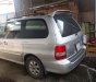 Kia Carnival GS 2.5 MT 2006 - Bán Kia Carnival GS 2.5 MT 2006, màu bạc xe gia đình