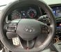 Hyundai Elantra    2018 - Cần bán Hyundai Elantra đời 2018, màu đen, giá tốt