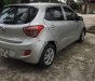 Hyundai Grand i10 2015 - Cần bán xe Hyundai Grand i10 2015, màu bạc, nhập khẩu nguyên chiếc, xe gia đình