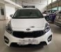 Kia Rondo 2017 - Cần bán Kia Rondo năm 2017, màu trắng số sàn