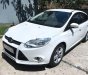 Ford Focus 2013 - Bán Ford Focus đời 2013, màu trắng còn mới