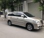 Toyota Innova 2015 - Bán Toyota Innova 2.0E năm sản xuất 2015, màu bạc xe gia đình