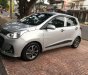 Hyundai Grand i10 2017 - Bán Hyundai Grand i10 1.2 AT 2017, màu bạc xe gia đình