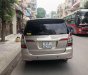 Toyota Innova 2015 - Bán Toyota Innova 2.0E năm sản xuất 2015, màu bạc xe gia đình