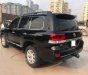 Toyota Land Cruiser VX 2016 - Bán Toyota Landcruiser VX 4.6V8 màu đen nội thất kem vàng, xe sản xuất 2016 ,đăng ký hà nội tên cty có hóa đơn