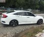 Honda Civic 2017 - Bán Honda Civic đời 2017, màu trắng xe gia đình, 780tr, xe còn nguyên bản