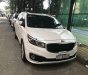 Kia Sedona   2015 - Cần bán xe Kia Sedona đời 2015, màu trắng, bản full xăng