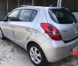 Hyundai i20 2011 - Bán ô tô Hyundai i20 sản xuất năm 2011, màu bạc xe nguyên bản