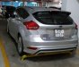 Ford Focus 2016 - Cần bán lại xe Ford Focus năm sản xuất 2016 chính chủ giá tốt