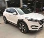 Hyundai Tucson 2018 - Bán Hyundai Tucson sản xuất năm 2018, màu trắng xe nguyên bản