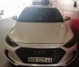 Hyundai Elantra  MT 2017 - Cần bán lại xe Hyundai Elantra MT đời 2017, màu trắng 