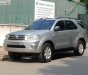 Toyota Fortuner 2011 - Bán ô tô Toyota Fortuner V năm sản xuất 2011, màu bạc còn mới, giá tốt