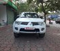 Mitsubishi Pajero 4x2AT 2012 - Cần bán lại Mitsubishi Pajero 4x2AT 2012, màu trắng, chính chủ