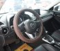 Mazda 2 2016 - Cần bán xe Mazda 2 đời 2016, màu đỏ giá cả hấp dẫn