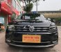 Volkswagen Tiguan   2017 - Bán Volkswagen Tiguan năm sản xuất 2017, màu đen, xe nhập, số tự động