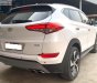 Hyundai Tucson 1.6 Turbo 2018 - Cần bán xe Hyundai Tucson 1.6 Turbo năm sản xuất 2018, màu trắng như mới