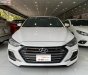 Hyundai Elantra 2018 - Bán Hyundai Elantra 1.6AT Turbo sản xuất 2018, màu trắng