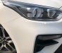 Kia Cerato 2019 - Bán ô tô Kia Cerato đời 2019, màu trắng xe nguyên bản