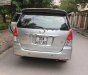 Toyota Innova 2011 - Cần bán lại xe Toyota Innova năm sản xuất 2011, màu bạc xe nguyên bản