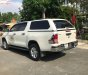 Toyota Hilux 2016 - Bán Toyota Hilux sản xuất năm 2016, màu trắng, xe nhập chính hãng