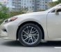 Lexus ES 250 2017 - Cần bán lại xe Lexus ES 250 đời 2017, màu vàng, xe nhập