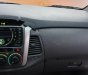 Toyota Innova 2.0E 2012 - Cần bán Toyota Innova 2.0E đời 2012, màu bạc số sàn, 435tr